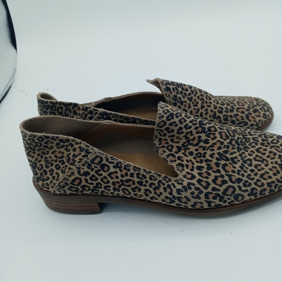 Lucky Brand Cahill Cheetah Print Soft Genuine Leather Upper Loafers 6 - Picture 3 of 9